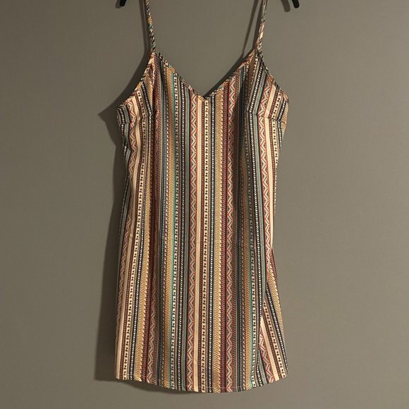Dresses & Skirts - Tribal print dress